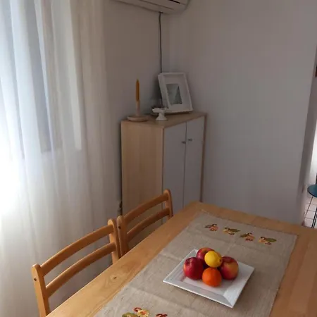 Marija & Ivana, Apartman *